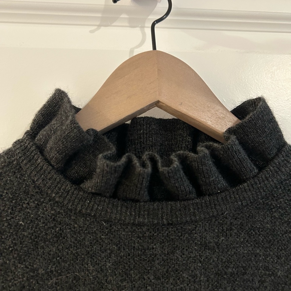 J Crew Alpaca Blend Ruffle Neck Sweater Gray Size S - Picture 2 of 13